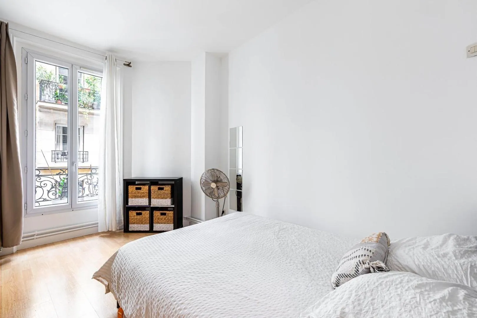 Guestready - Confort Moderne Dans Le 18e Apartment *